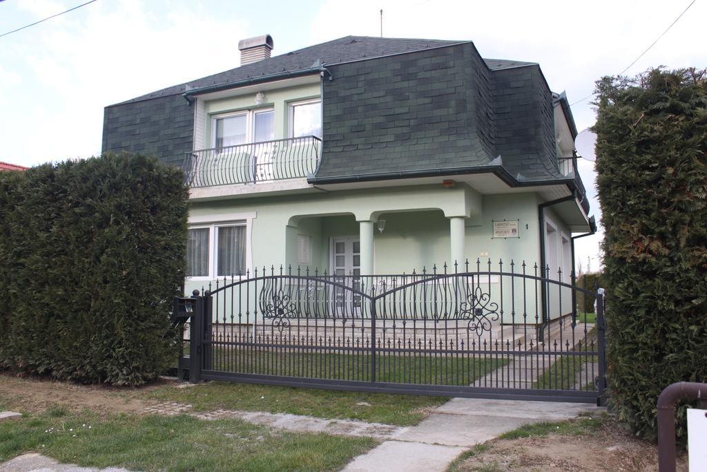Orwa Apartmanok - Cedrus Koez Zalakaros Exterior foto